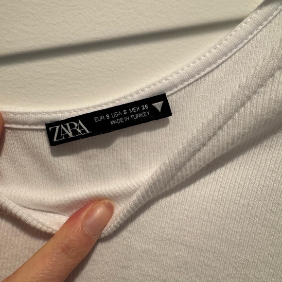 Zara White One-Shoulder Eyelet Tiered Dress - Picture 4 of 5